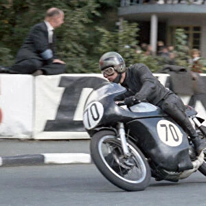 Maurice Hawthorne (Norton) 1966 Senior TT