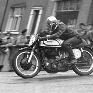 Maurice Pizzey (Norton) 1956 Junior TT