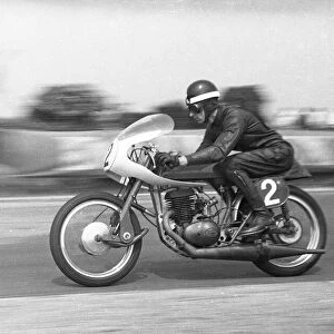 Maurice Price (Greeves) 1967 Southern 100