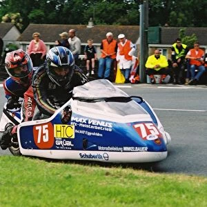 Max Venus & Gerhard Werkstetter (Busch Honda) 2004 Sidecar TT