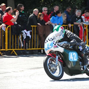 Meredyyd Owen (Seeley AJS) 2014 350 Classic TT