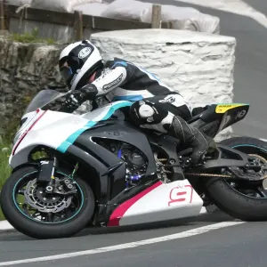Michael Dunlop (Honda) 2012 Superbike TT Michael Dunlop (Honda) 2012 Superbike TT