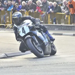 Michael Dunlop (Norton) 2014 Joey Parade Lap Michael Dunlop (Norton) 2014 Joey Parade Lap