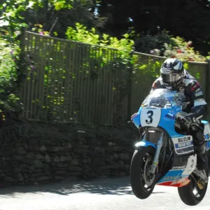 Michael Dunlop (Suzuki) 2016 Superbike Classic TT Michael Dunlop (Suzuki) 2016 Superbike Classic TT