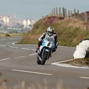 Michael Dunlop Suzuki 2022 Classic Superbike Manx Grand Prix Michael Dunlop Suzuki 2022 Classic Superbike Manx Grand Prix