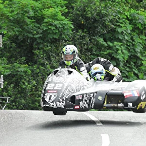 Michael Grabmuller & Sebastien Lavorel (Yamaha LCR) 2018 Sidecar TT