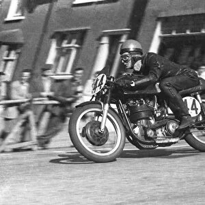 Michael Hancock (Norton) 1958 Junior Manx Grand Prix