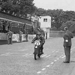 Michael McGeagh (BSA) 1950 Junior Clubman TT