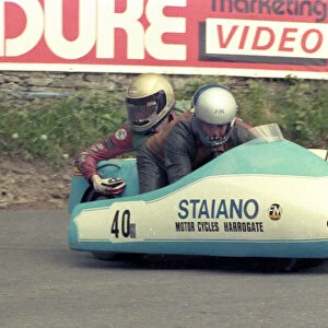 Michael Staiano & David Hanna (Windle Yamaha) 1986 Sidecar TT