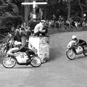Michio Ichino Suzuki Isao Morishita Suzuki 1963 50 TT Michio Ichino Suzuki Isao Morishita Suzuki 1963 50 TT