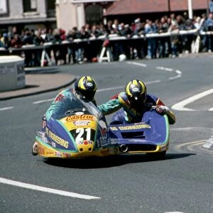 Mick Boddice jnr / Chris Hollis (Honda) 1995 Sidecar TT