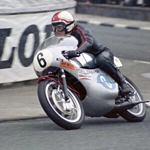 Mick Chatterton (Yamaha) 1971 Junior TT