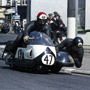 Mick Farrant & A Diggle (Vincent spl) 1967 Sidecar TT