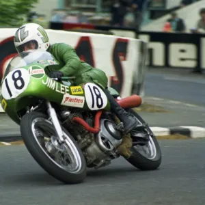 Mick Grant (Jim Lee Norton) 1971 Formula 750 TT