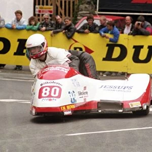 Mick Hamblin & Robert Smith (Shelbourne) 1988 Sidecar TT