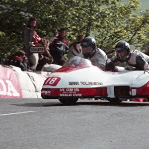 Mick Hamblin & Robert Smith (Windle Yamaha) 1993 Sidecar TT