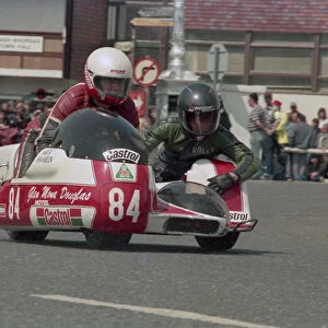 Mick Hamblin & Wally Brammer (Windle Yamaha) 1986 Sidecar TT