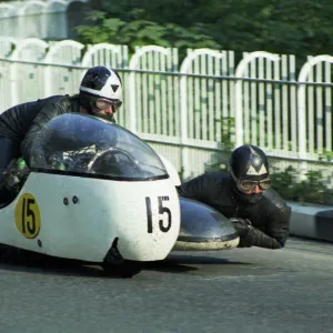 Mick Horspole & Graham Horspole (Triumph) 1969 750 Sidecar TT