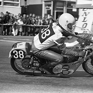 Mick Hunt (Ducati) 1975 Production TT