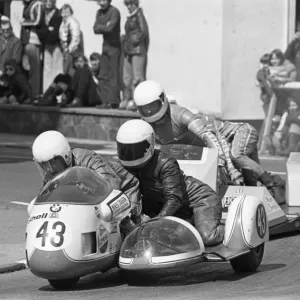 Mick Potter & Beverley Martin (BMW) 1975 500 Sidecar TT