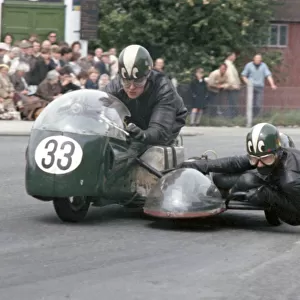 Mick Potter & David Wright (Triumph) 1965 Sidecar TT