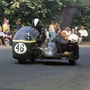 Mick Potter & Norman Panter (Triumph) 1970 500cc Sidecar TT
