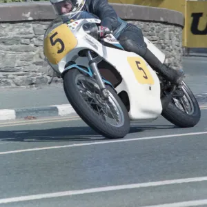 Mick Withers (Yamaha) 1987 Senior Manx Grand Prix