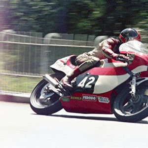 Mike Booys (Pinfold Yamaha) 1987 Formula Two TT