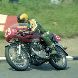 Mike Dunn (Honda) 1976 Production TT
