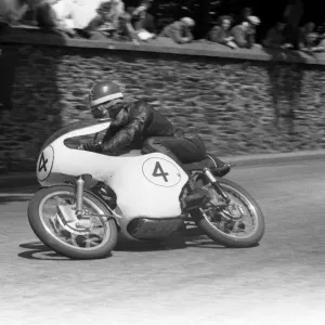 Mike Hailwood (Ducati) 1959 Ultra Lightweight TT Mike Hailwood (Ducati) 1959 Ultra Lightweight TT