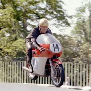 Mike Hailwood 1965 Junior TT Print Mike Hailwood 1965 Junior TT Print