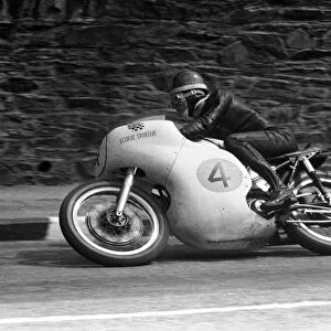 Mike Hailwood (Norton); 1960 Senior TT
