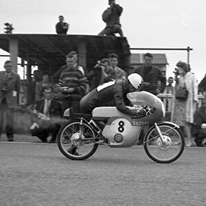 Mitsuo Itoh (Suzuki) 1963 50cc TT