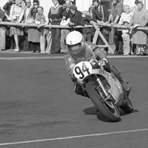 Monty Swann (Maxton Yamaha) 1977 Lightweight Manx Grand Prix