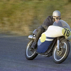 Nairne Elder (Norton) 1970 Senior Manx Grand Prix practice