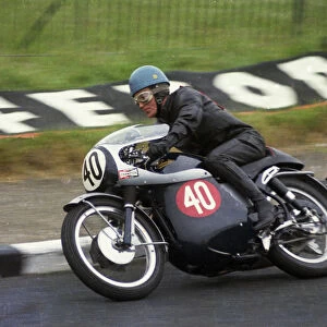 Neil Kelly (Velocette) 1968 Production TT