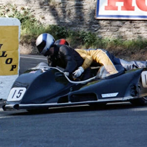 Neil Smith & Dave Wood (Yamaha) 1989 Sidecar TT