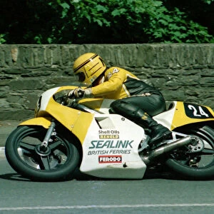 Neil Tuxworth (Yamaha) 1986 Formula 2 TT