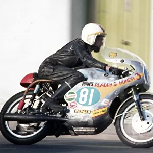 Nev Watts (Honda) 1975 Junior TT
