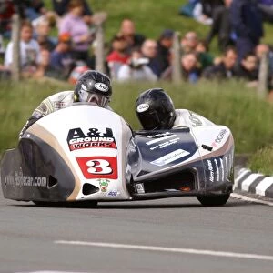 Nick Crowe & Darren Hope (DMR Honda) 2004 Sidecar TT
