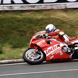 Nick Jefferies (Yamaha) 1989 Formula One TT