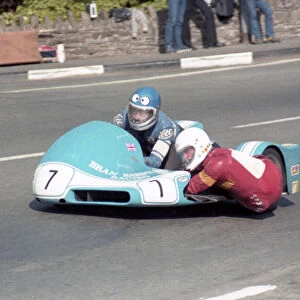 Nigel Rollason & Colin Bairnson (Barton Phoenix) 1984 Sidecar TT
