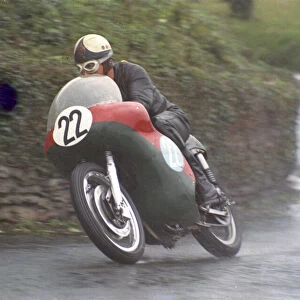 Nigel Warren (AJS) 1967 Junior Manx Grand Prix