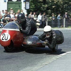 Norman Hanks & Rose Arnold (BSA) 1967 Sidecar TT