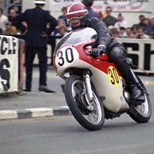 Norman Tierney (Norton) 1968 Senior Manx Grand Prix
