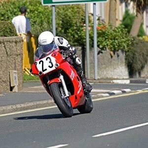Olie Linsdell (Yamaha) 2016 Superbike Classic TT