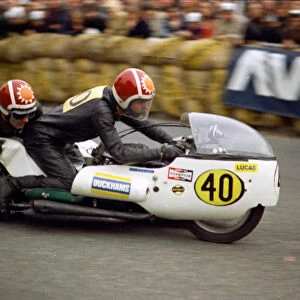 Pat Sheridan & Phil Smith (BSA) 1971 750 Sidecar TT
