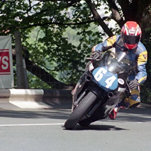 Paul Dobbs (Triumph) 2002 Junior 600 TT