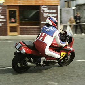 Paul Hunt (Kawasaki) 1986 Senior Manx Grand Prix