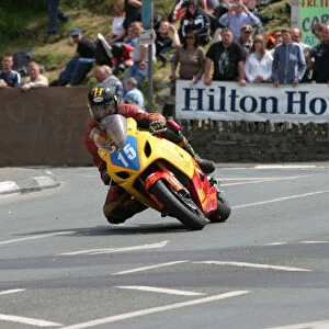 Paul Hunt (Suzuki) 2004 Junior TT